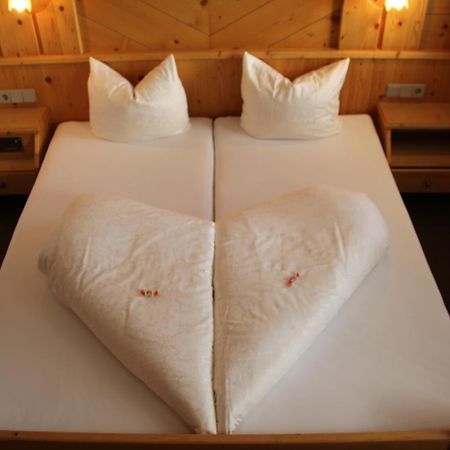 Hotel Garni Apart Elfriede Fiss Δωμάτιο φωτογραφία